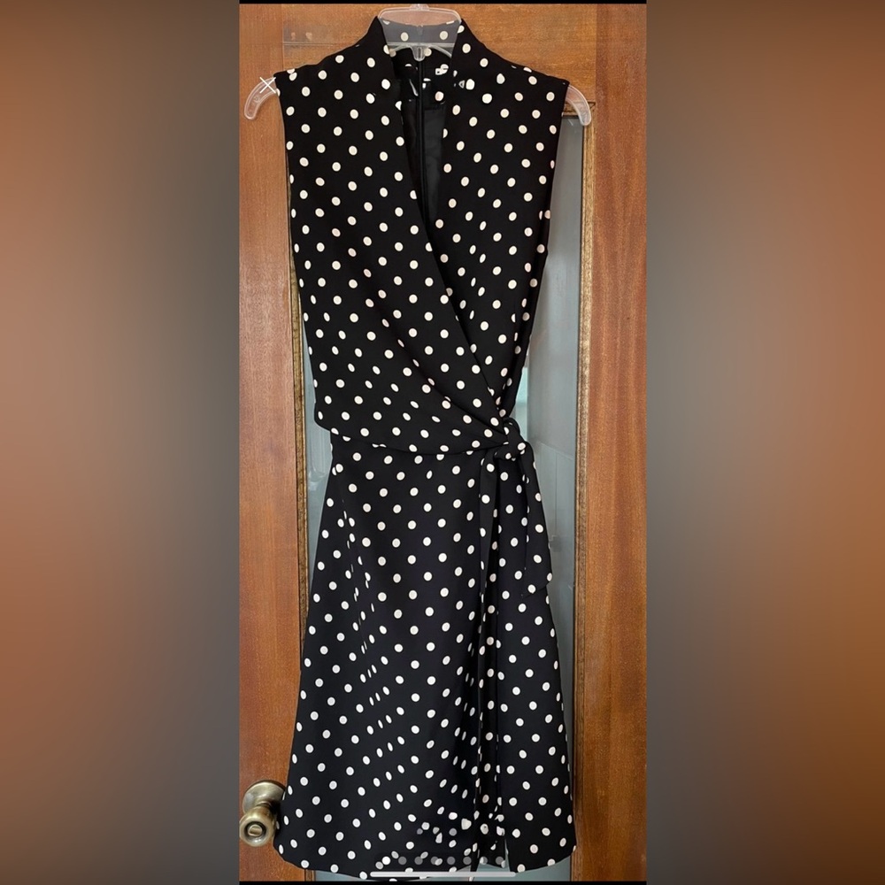 Jones Wear Women’s Black Polka Wrap Dress w Belt Size 12